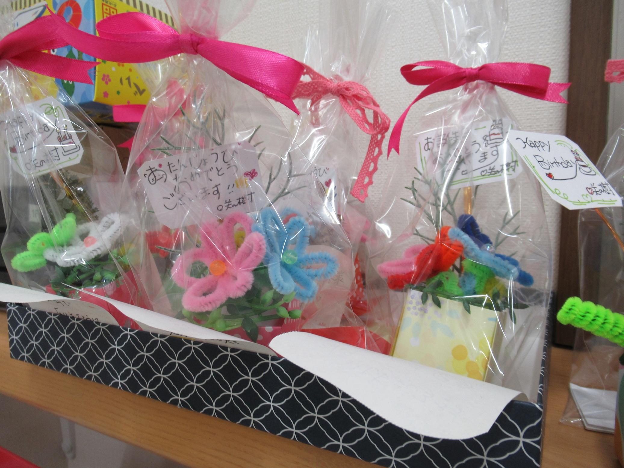 着々とモールのお花完成してます